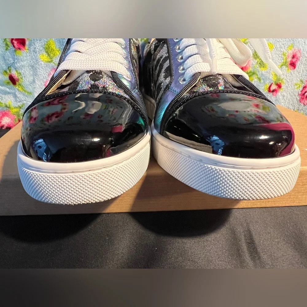 Christian Louboutin Vieira Orlato Sneaker - metallic, holographic leopard print - Picture 5 of 16